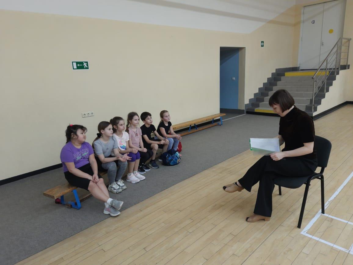 Учебно тренировочные занятия в школе